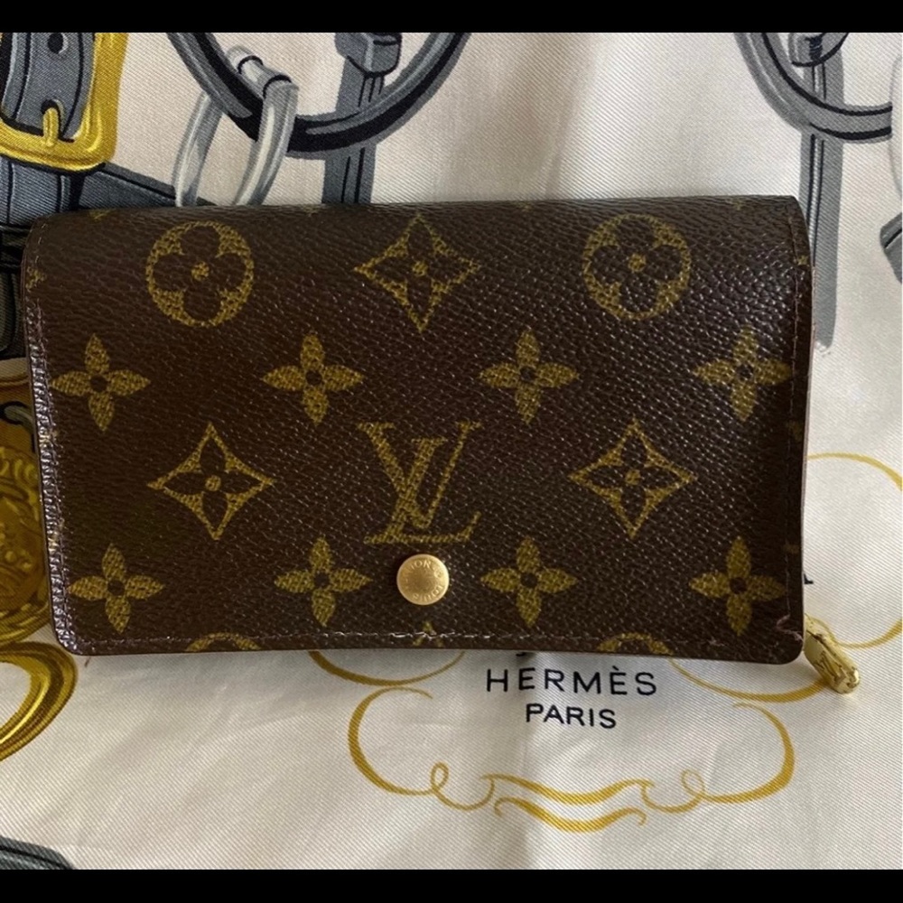 Louis Vuitton Trésor Wallet